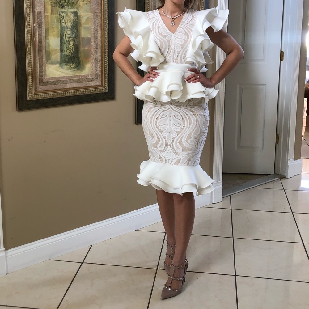 White ruffle detail plunge midi dress